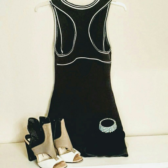 Hollister dress - Picture 3 of 9